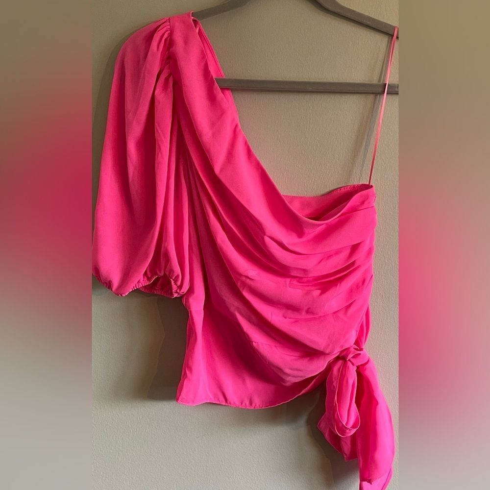 Oliviaceous Hot Pink One Shoulder Blouse Size Large